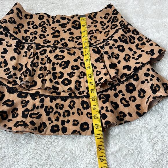 Olivaceous leopard print tiered ruffle skirt, size L - Picture 4 of 8